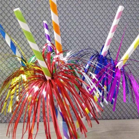 Paper cocktail straws tinsel